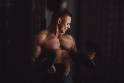 Тренер Fhitting Room назвал эффективную push-day тренировку на 20 минут