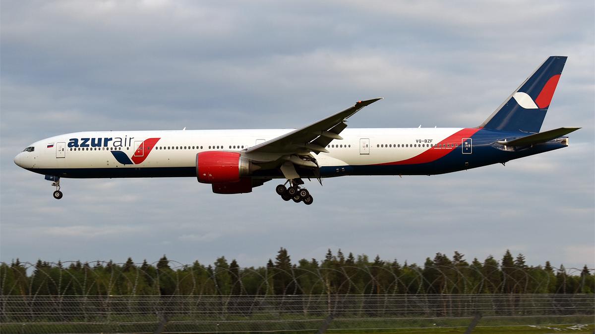 Самолет Azur Air Самолет Azur Air
