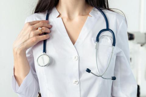 Медики предупреждают о рисках гиподинамии в новогодние каникулы – SHOT ПРОВЕРКА