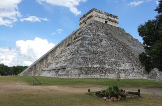 Археологи восстановили колонны Храма Воинов в Чичен-Ицы