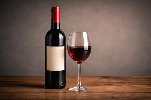 Крым ежегодно закупает до 250 млн бутылок — Российская газета