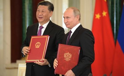 Западные СМИ обсуждают визит Путина в Китай и констатируют крепкую дружбу двух стран