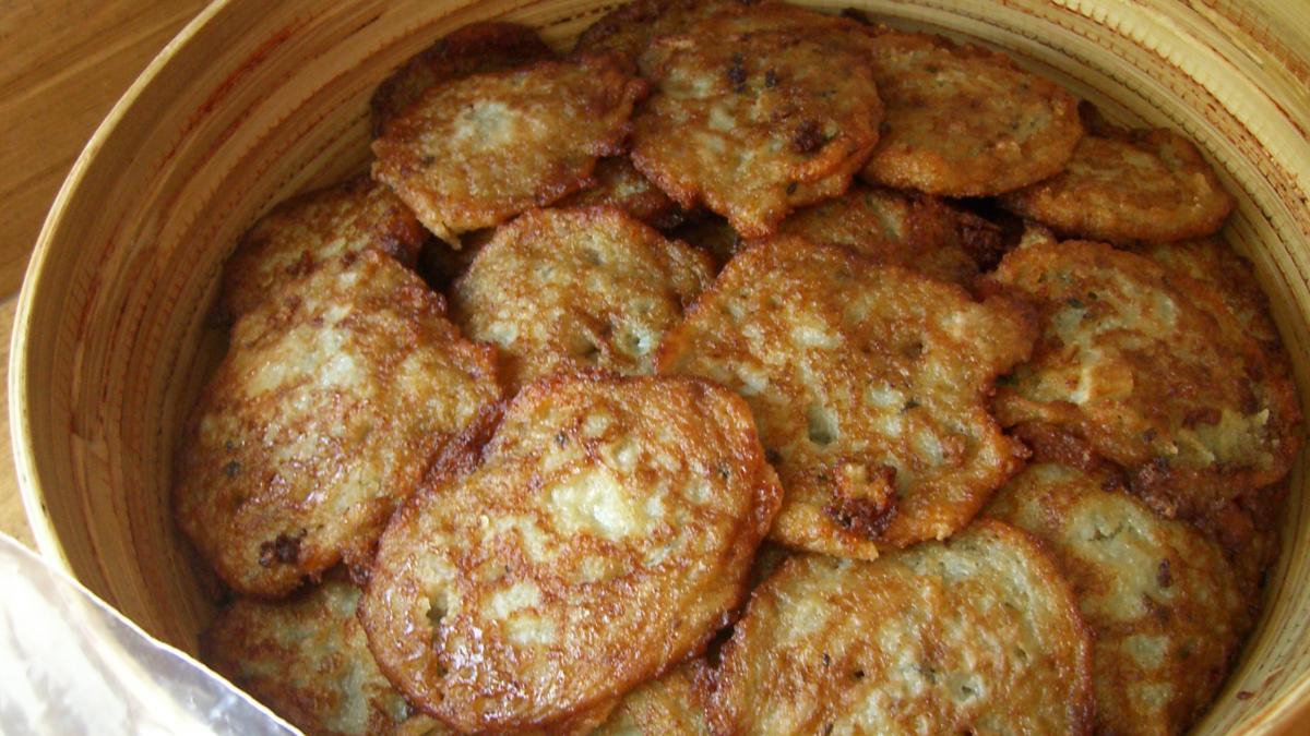 Potato pancakes Potato pancakes