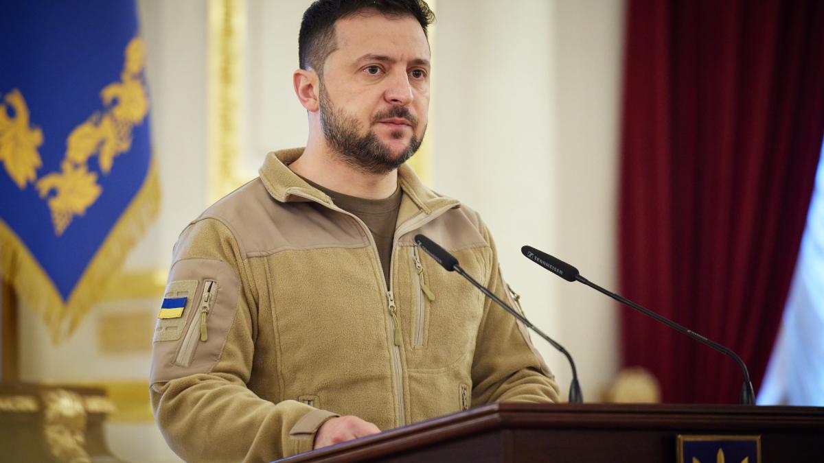 Участь Президента у врученні державних нагород військовослужбовцям та родинам загиблих Героїв України 40 Участь Президента у врученні державних нагород військовослужбовцям та родинам загиблих Героїв України 40