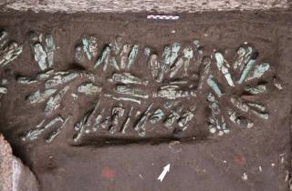 Золотые проволоки в Египте использовали как шины и протезы зубов — Science Alert