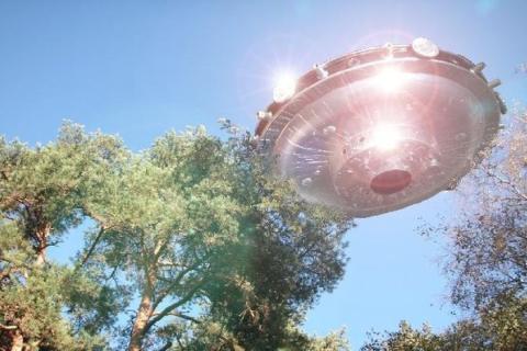 Астрофизик Леб: Контакт с инопланетянами 3I/ATLAS возможен к концу 2025 года