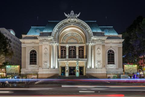 Оперный театр является ключевой площадкой городских спектаклей в Хошимине