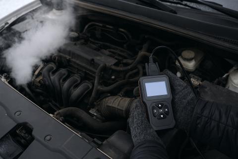 Для восстановления компрессии в старых автомобильных двигателях можно использовать Димексид