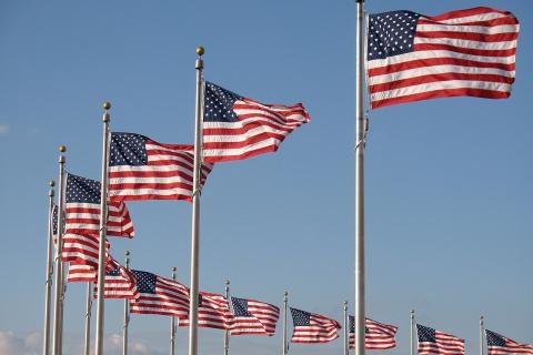 МИД РФ: Россия рассматривает возобновление прямых рейсов в США