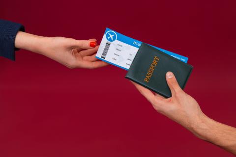 49% россиян планируют совмещать работу с путешествиями к 2026 году — ТурПром