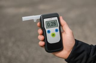 Электрохимические алкотестеры обеспечивают стабильные результаты при личном и частом применении – специалист