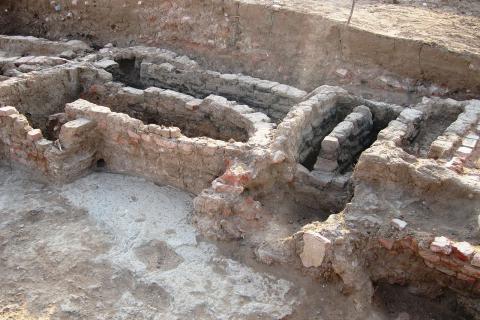 В коммуне Мон раскопано поселение туронов II-I века до н. э. с оборонительным рвом — INRAP