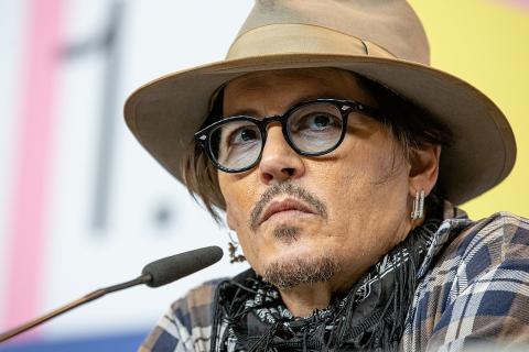 Продюсер Брукхаймер сообщил о переговорах с Деппом по роли Джека Воробья в шестом фильме