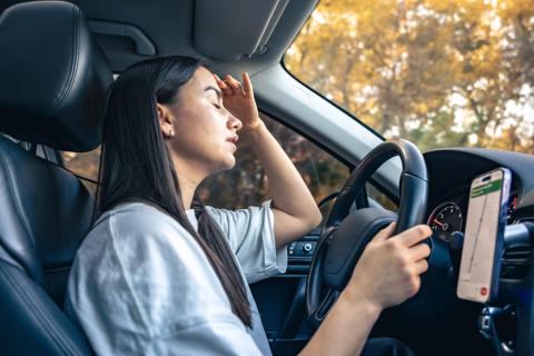 После 17 часов без сна водитель реагирует как при 0,5 промилле алкоголя