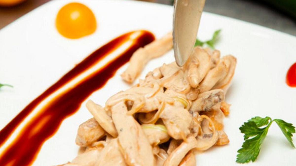 Куриный бефстроганов