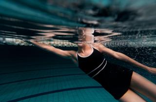 Тренировки в воде: лучший способ оставаться в форме в жаркую погоду