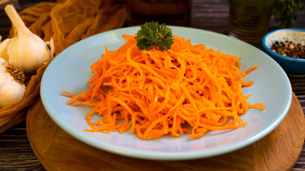 Салат из моркови