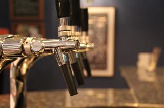 В центре Екатеринбурга выявили подпольное производство алкоголя в кальян-баре — Общественная палата