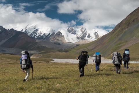 Чуйский тракт на Алтае считается одной из самых красивых дорог в мире — путешественники