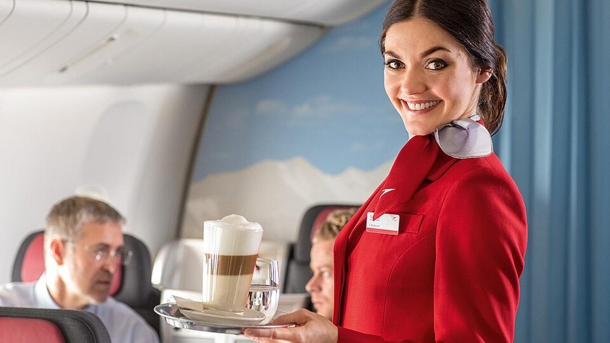 Стюардесса