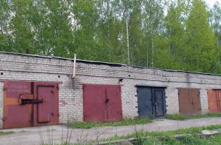 Спрос на покупку и аренду гаражей в Югре снизился на 10 процентов — эксперт Изотов