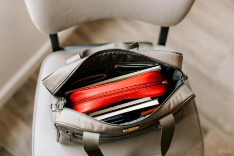 Туристы обратили внимание на нормы перевозки кремов, гелей и паст в ручной клади