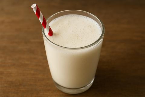 Врач Александр Андреев: у взрослых без молока увеличился риск остеопороза