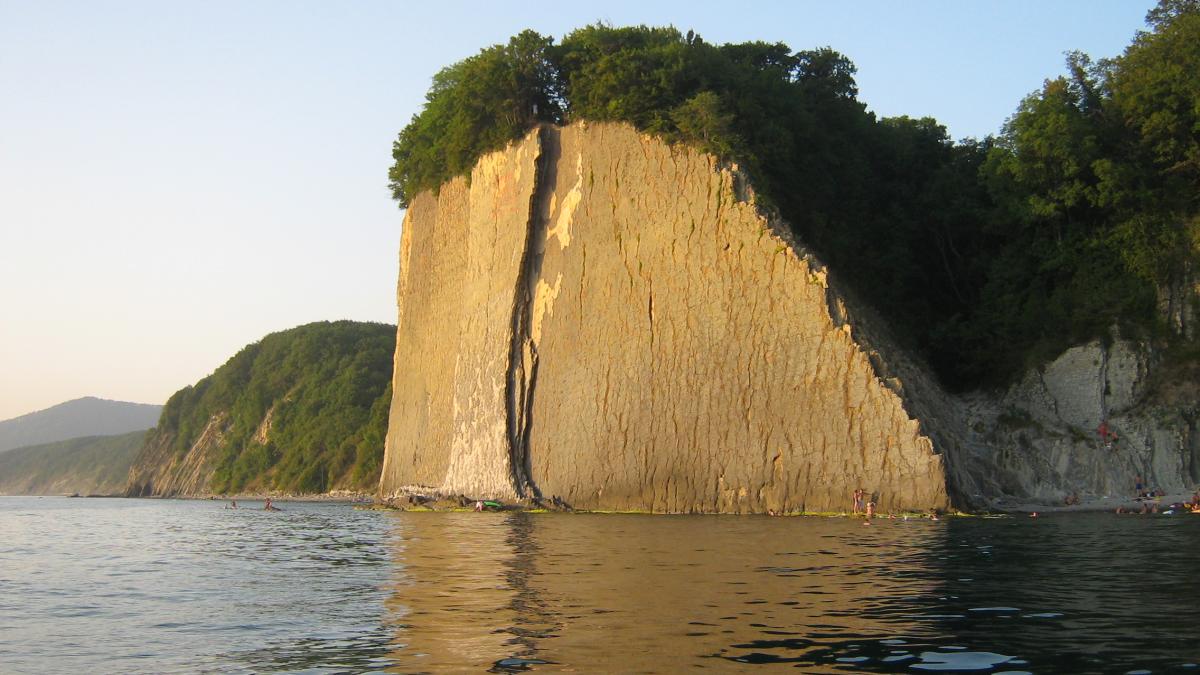 Скала Киселёва, вид с моря Скала Киселёва, вид с моря