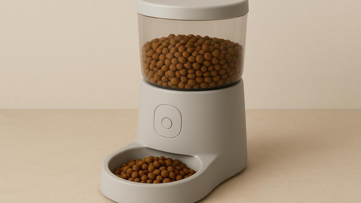 Кошачья автокормушка