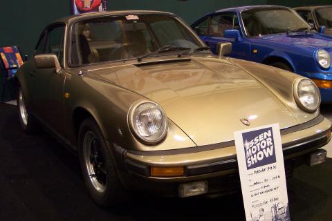 Porsche 911 Turbo S нового поколения дебютирует 7 сентября с гибридной установкой свыше 700 л.с.