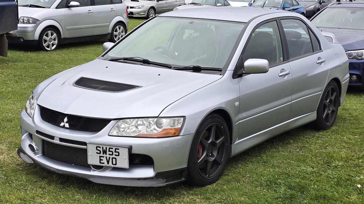 Mitsubishi Lancer