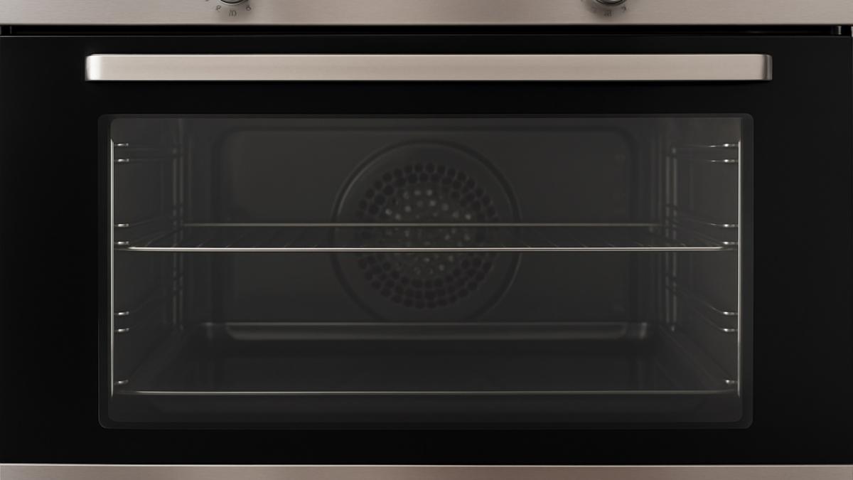 Чистое стекло духовки