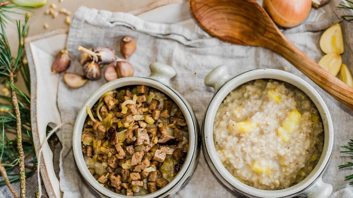 Перловая каша с тушёнкой