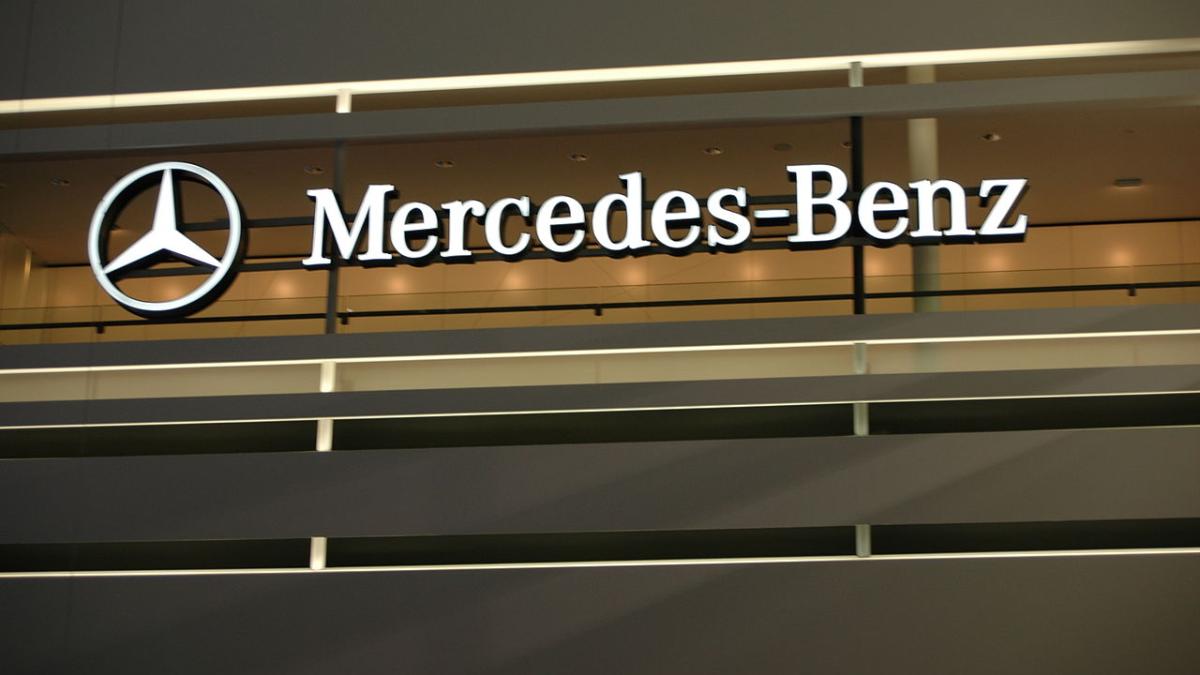 Mercedes-Benz Mercedes-Benz