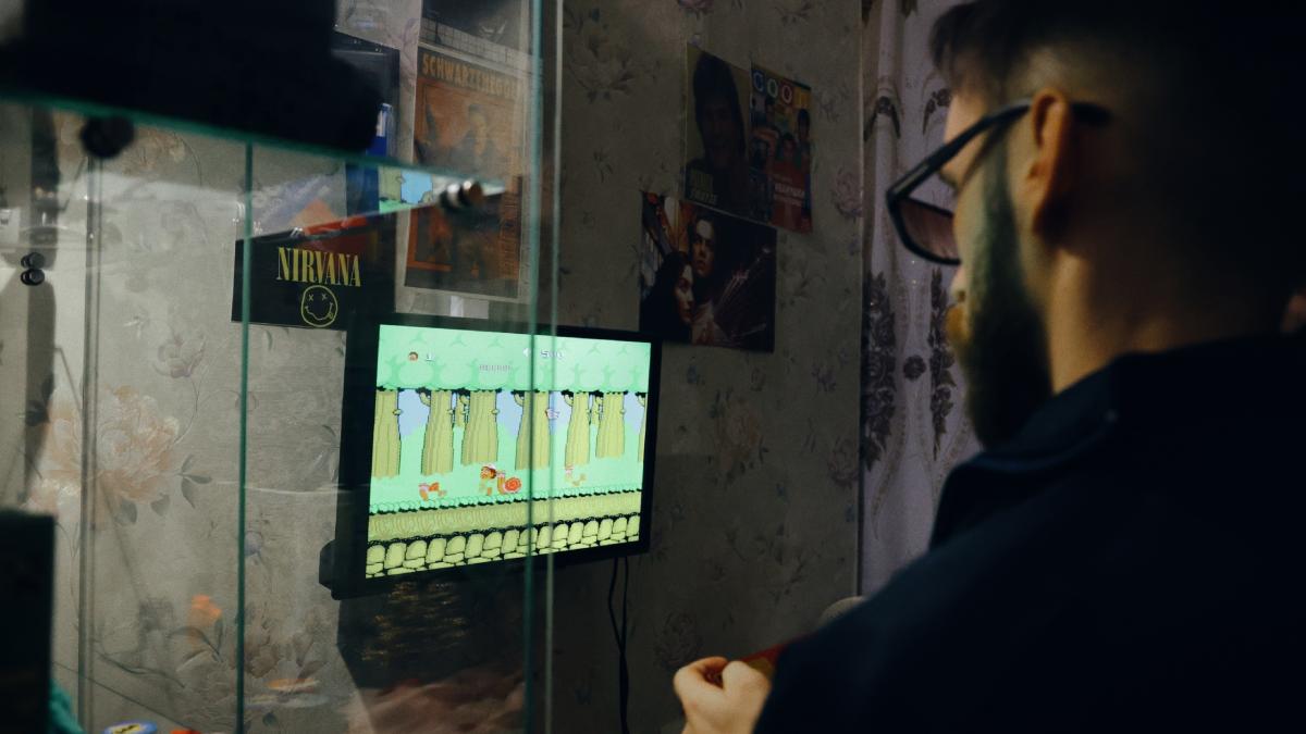 Игровая приставка Игровая приставка