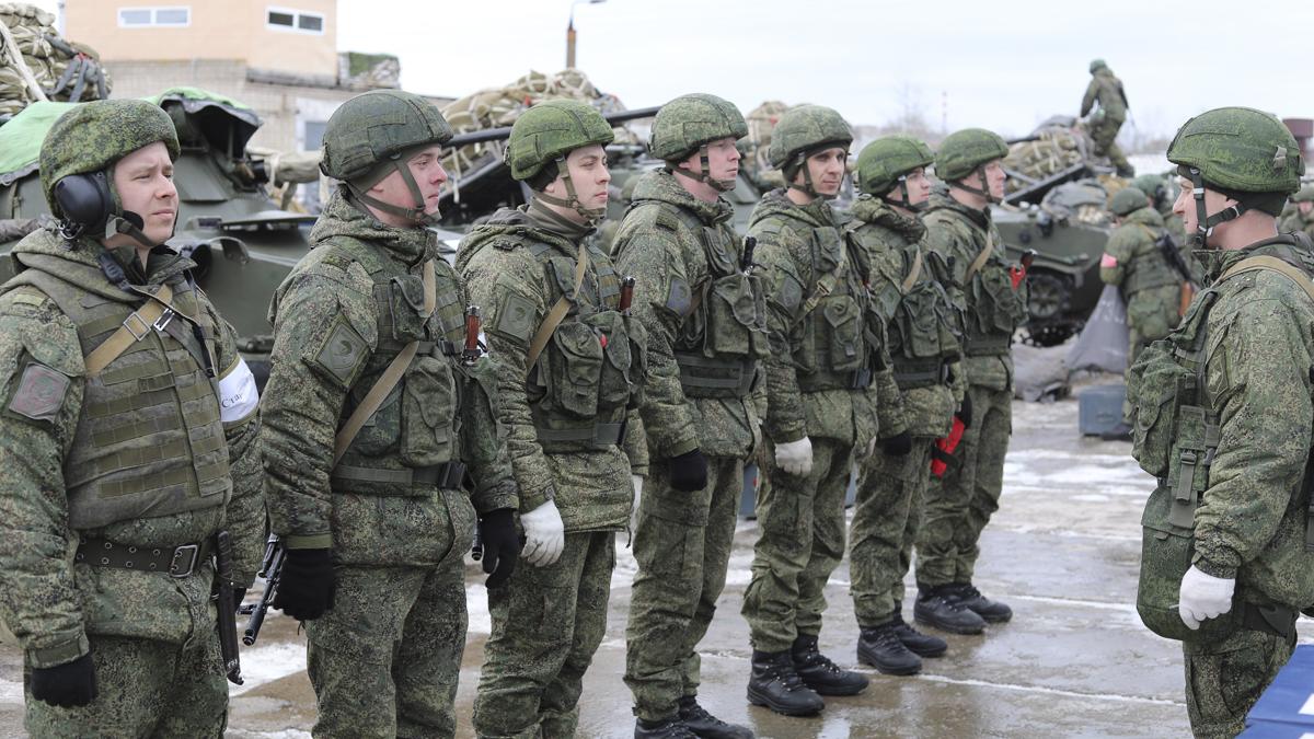 Солдаты