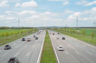 Подмосковье ввело поэтапный рост налога для авто и мотоциклов