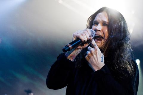 Оззи Осборн связывал ухудшение здоровья с посещением куклы Роберт в музее Форт-Ист-Мартелло — медиум Мэтт Фрейзер