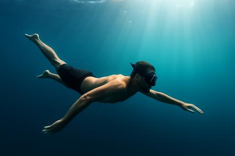 Открытая вода: люди меняют бассейн на реки и моря