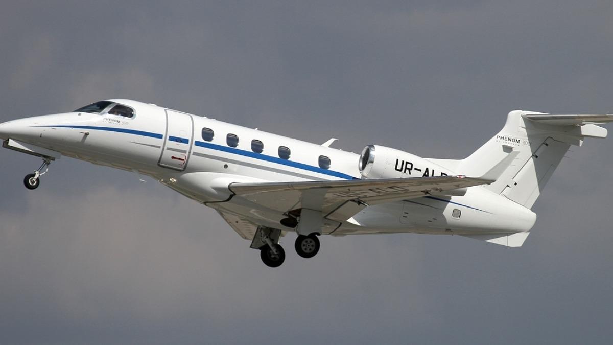 самолет Phenom 300E самолет Phenom 300E