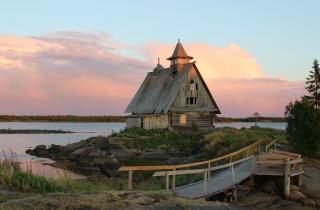 Кижи, Рускеала и Ладожские шхеры входят в главные достопримечательности Карелии