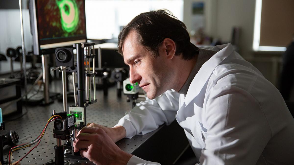 Борис Лапин доцент кафедры общей физики Физико-технического института Крымского федерального университета