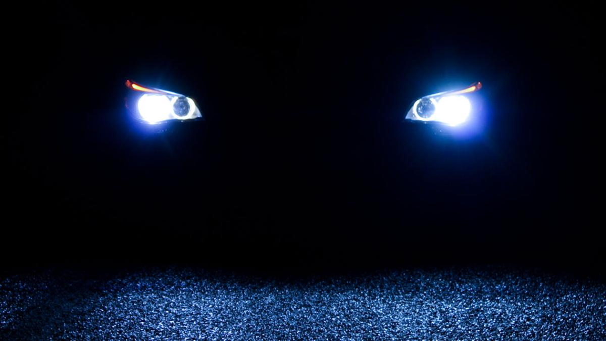 Ксеноновые фары автомобиля Ксеноновые фары автомобиля