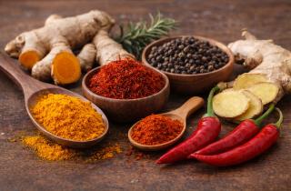 Специи как ключ к метаболизму: как острые приправы могут ускорить процесс похудения и что важно знать