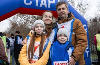 Учёные зафиксировали связь любви и набора веса у пар — Университет Оксфорда