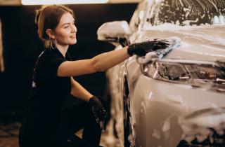 Протирка микрофиброй на мойке повреждает лак — автоэксперт