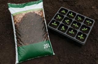 Биолог Агнес: универсальная почва подходит не для всех растений
