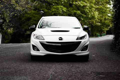 Продажи Mazda в России выросли на 144% в октябре, сообщил Сергей Целиков