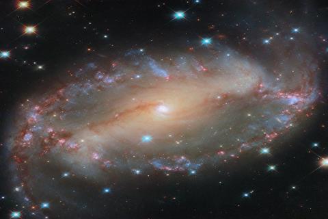 Скользящее столкновение двух планет объяснило аномалию ядра Меркурия
