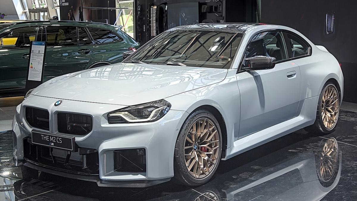 BMW M2 CS